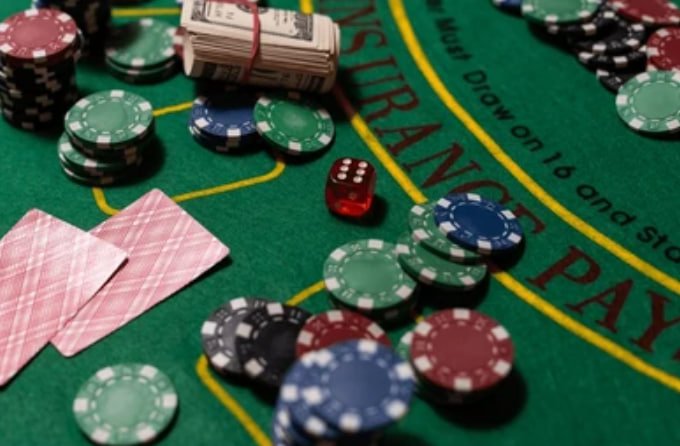 Slot machine reel symbols ကြည်ဖျာ ကတ်ဂိမ်း မြင်ကွင်း