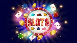 lucky shan APP ထဲမှ Live Casino နှင့် Slots ဂိမ်းများ ကစားနေသောမြင်ကွင်း